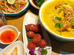 -暹罗酒肆泰餐厅酒吧