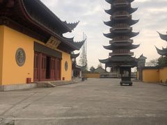 -吴兴寺