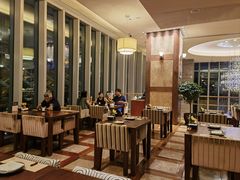 -Tsuru鹤日本料理(静安香格里拉店)