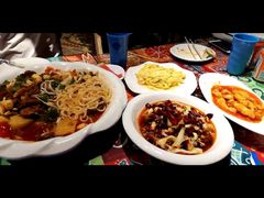 -楼兰古丽新疆菜(钟楼景观店)