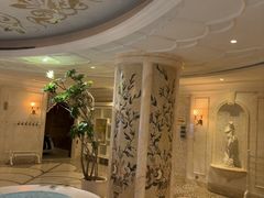 -麓湖国际水疗