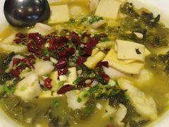酸菜鱼-城南往事济南风味主题餐厅(东环店)