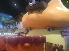 -蓝精灵乐园·世茂精灵之城主题乐园