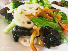 -雅逸居海鲜小厨