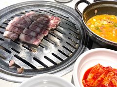 烤五花-本家韩国烤肉(青岛万象城店)
