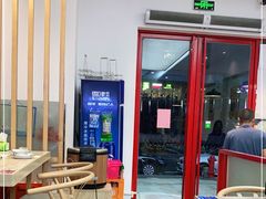 -小鳌陪你小排档·四季小龙虾·田鸡·宵夜(中央第五街店)