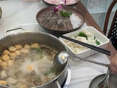 -喃喃椰·糟粕醋·椰子鸡火锅(七堡花园店)