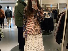 -URBAN REVIVO(济南领秀城贵和购物中心店)