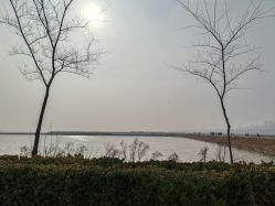 -HEYAN荷妍专业脱毛连锁机构