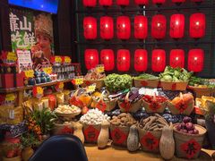 -吃饭皇帝大土家民族菜(正大广场店)