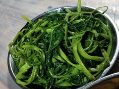 -满記土窑烧鷄波浪山莊
