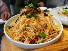 -老关东铁锅炖(上游街店)