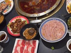 -沸炉重庆老火锅(军事博物馆店)