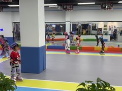-米高蓝斯克国际轮滑中心(中铁建店)