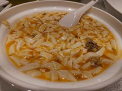 蟹黄豆腐-东方明珠老上海8号餐厅(东方明珠广播电视塔店)