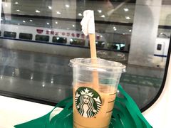 -星巴克(广州南站A18检票口楼上)