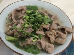 -犇逸·乐山跷脚牛肉·四川现炒(览海店)