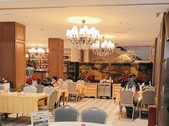 -鹏城人家海鲜酒家·23年老字号(较场尾店)