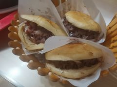 -闫家驴肉老店(华电一校店)