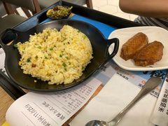 黄金蛋炒饭-老娘舅(杭州良渚永旺梦乐城店)