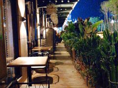 -酤居湖景音乐餐吧(安宁店)