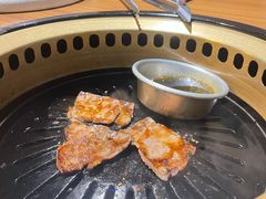 -炼火烤肉店