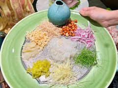 -得意咚瓜·顺德鱼生·冬瓜火锅(深圳首店)