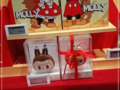 -泡泡玛特POPMART(侨福芳草地店)