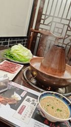 -HEYAN荷妍专业脱毛连锁机构