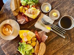 WABI早午餐（炒蛋、沙拉、吐司、薯角、咖啡）-WABI COFE(愚园路店)
