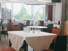 靠窗位-肥肥小厨(咸阳路店)