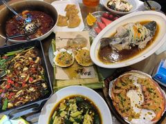 -黄泥岗·地道湖北菜(奥特莱斯店)