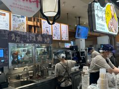 -茶颜悦色(嘉顿一楼吉时赏味游园会店)