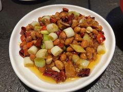 -万重锦·人文川菜馆(骡马市店)