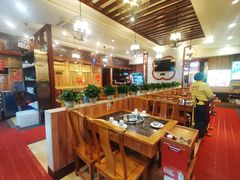 -巴国妹子毛肚火锅(蓝光悦城店)