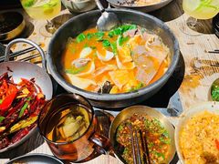 酸汤鱼-毛辣果·酸