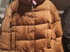 -唯品会(北京国瑞城店)