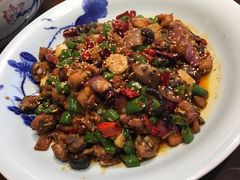 -万重锦·人文川菜馆(骡马市店)