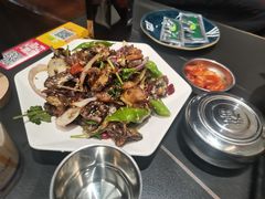 -许哥东北烧烤·铁丳烤串·宫后夹肉(繁花中心店)