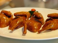 玻璃脆皮乳鸽-利苑酒家(金宝店)