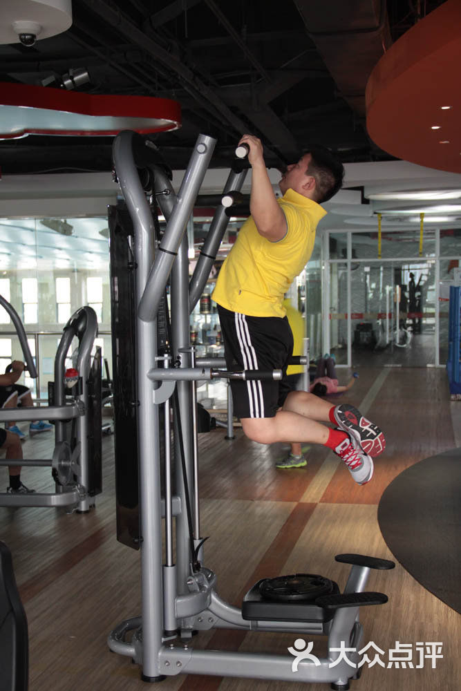 金桥文体中心-反握引体向上图片-上海运动健身-大众点评网