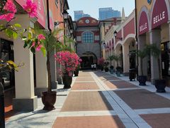 -佛罗伦萨小镇广佛名品奥特莱斯(疏港路店)