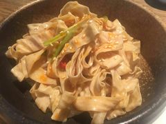 -多嘴超级肉蟹煲(欧亚卖场店)