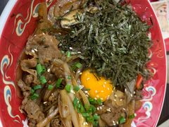 爆炒黑椒牛五花饭-仙隐小鹿中华料理(南宁万象城店)