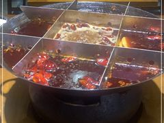 -白乐天毛肚火锅馆(南滨路店)