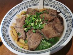 清汤大片牛肉粉-粉吖吖·邵阳米粉(体育西路店)
