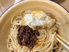麻辣牛肉面-岳记老成都三味面