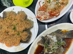 -小海豚•老字号海鲜餐厅(天涯店)