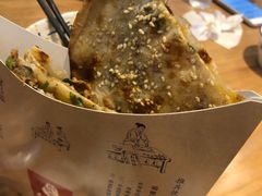 劲爆牛肉锅盔-文叔·湖北名小吃·小龙虾(华强北店)