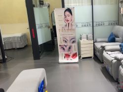 -进巍美甲美睫